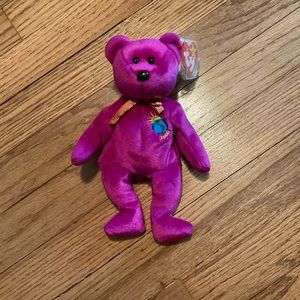 Ty beanie baby 1999 millennium bear